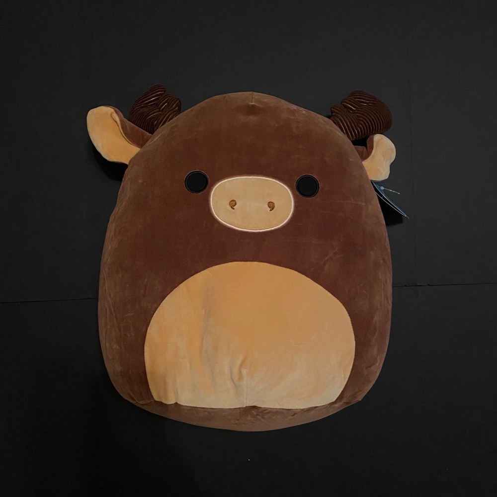 16” MAURICE THE MOOSE SQUISHMALLOW